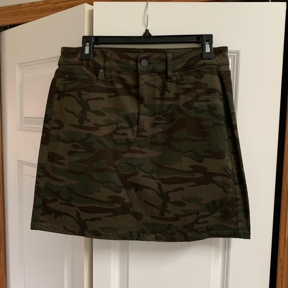 LEVEL 99 Darsey Camo Skirt - Picture 11 of 11